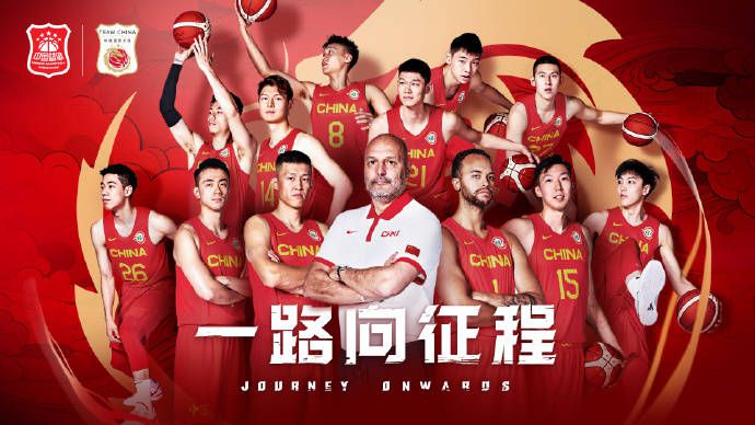 美女扒开尿口让男生爽